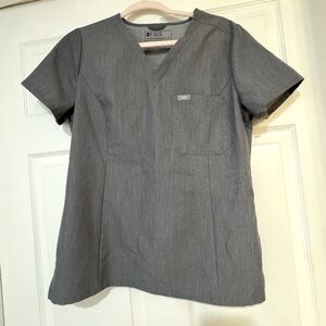 Figs Technical Collection Pleated Scrub Top NWOT